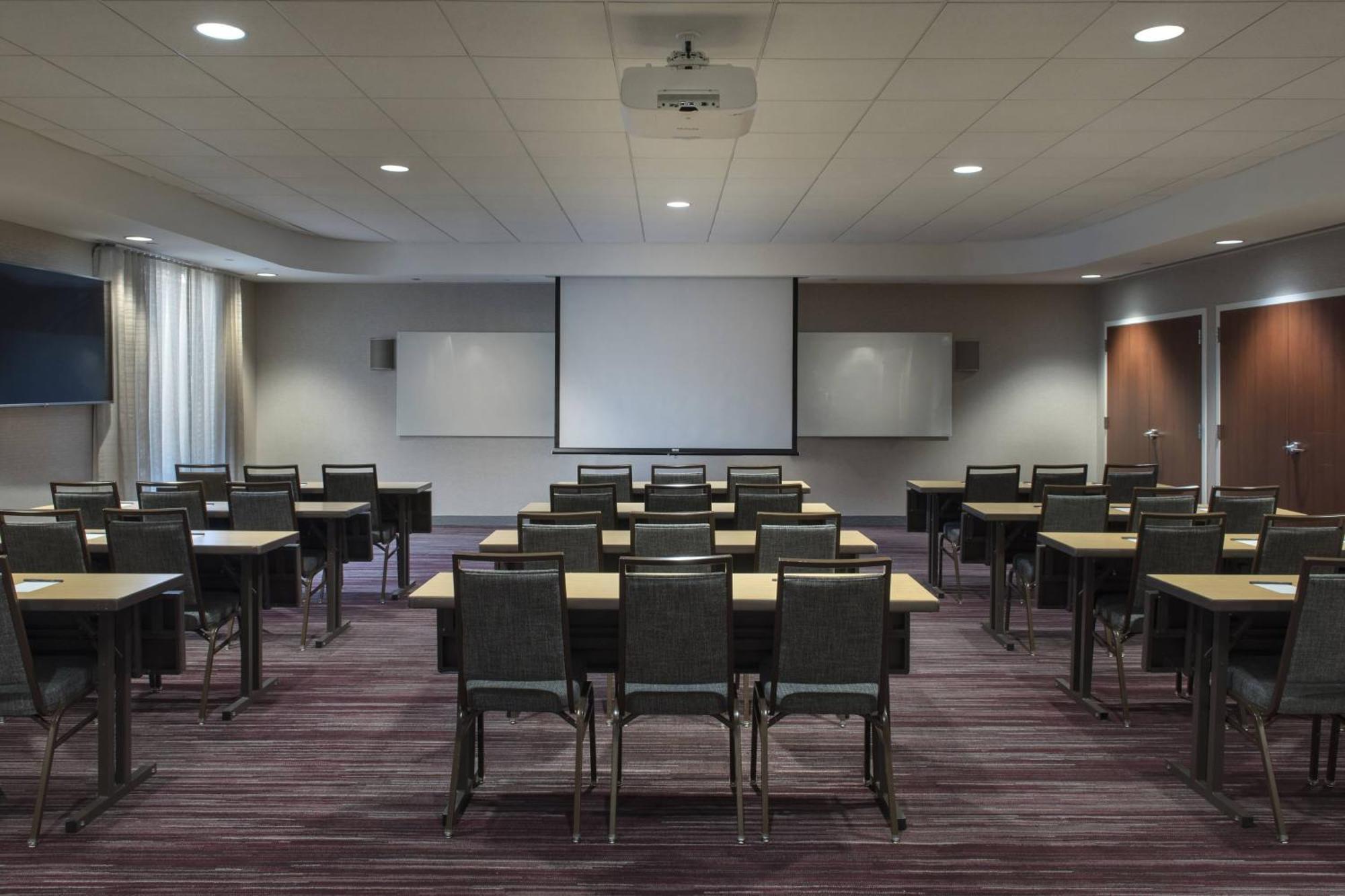 Courtyard Fort Meade BWI Business District Hotel Annapolis Junction Exterior photo